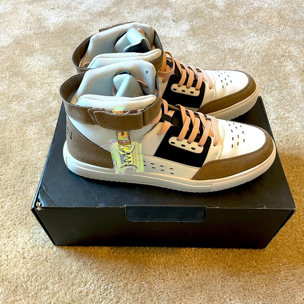 Hi Top Trainer